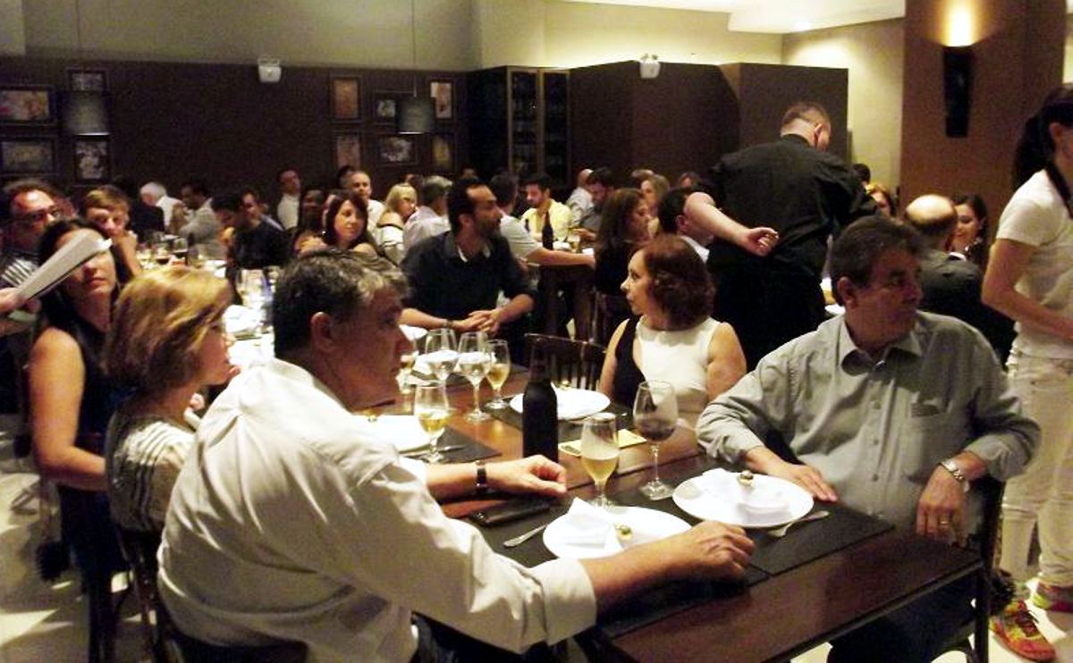 Prêmios são entregues durante assembleia