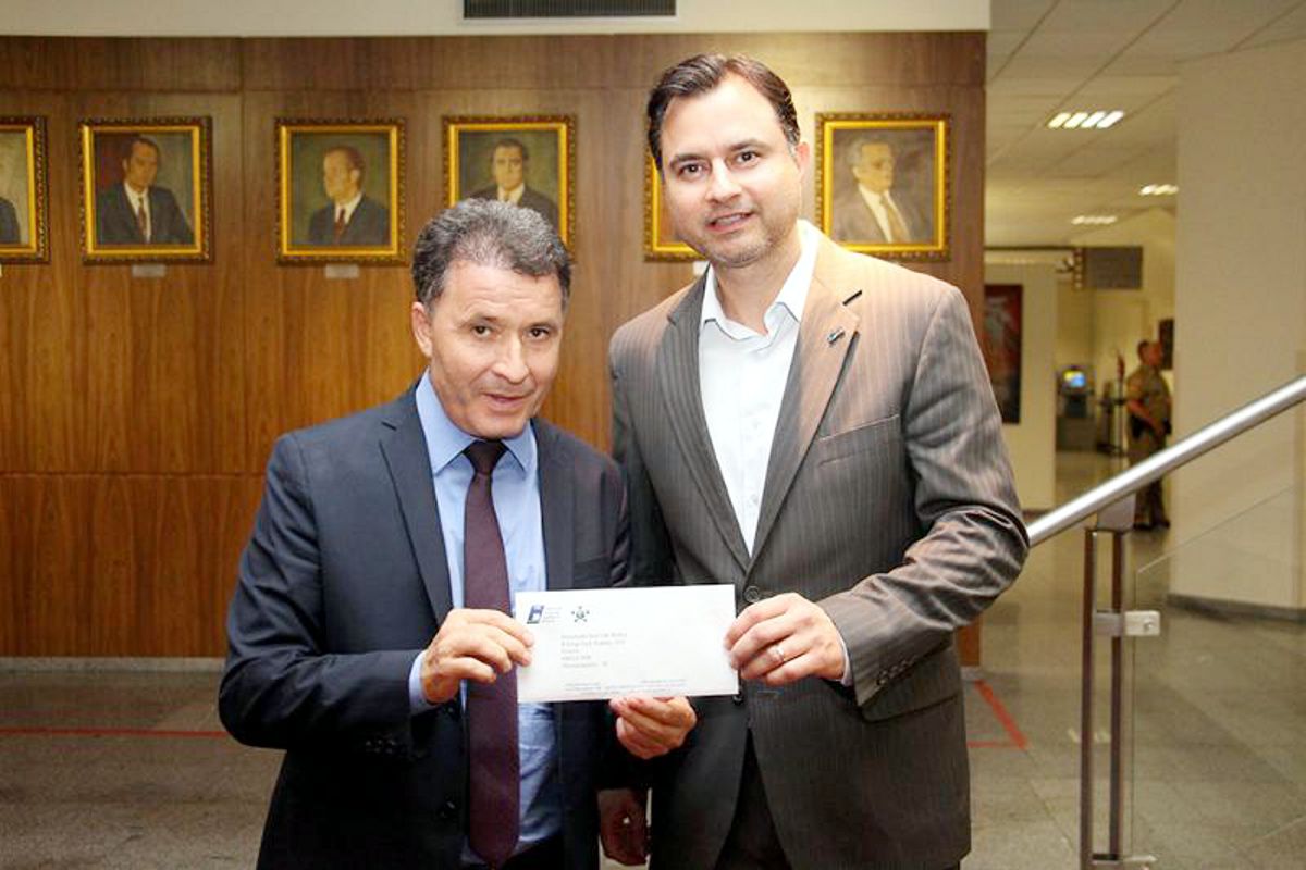 Deputado recebe dirigente lojista na Alesc