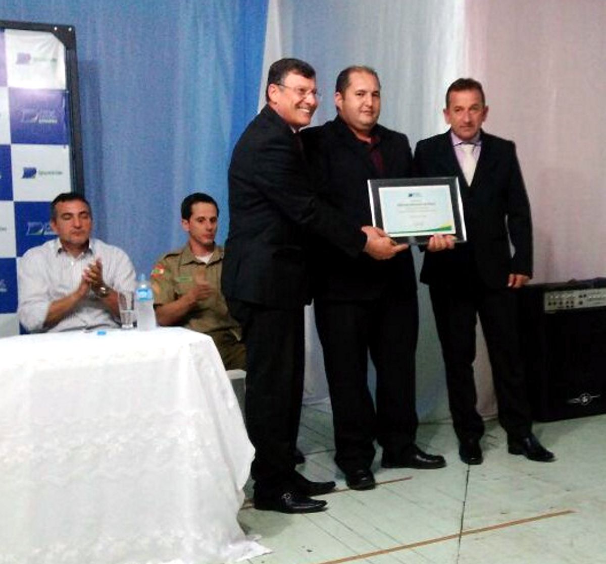 Presidente eleito entre dirigentes da FCDL/SC