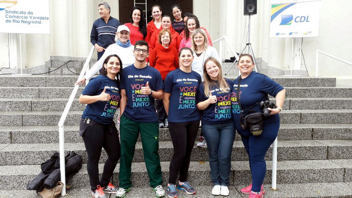 Equipe da CDL e sindicato na ação