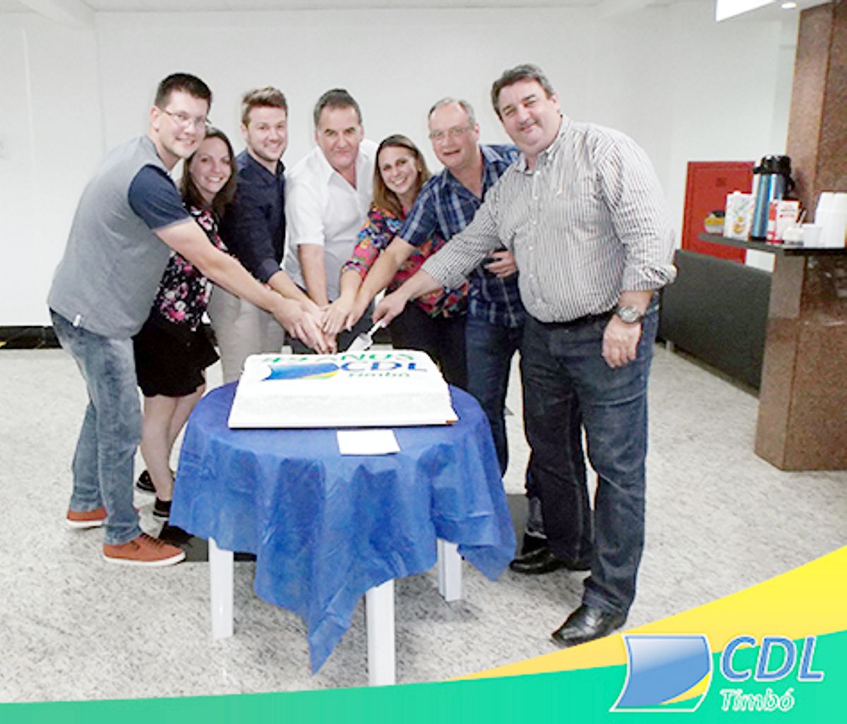 Diretoria da entidade na comemoração